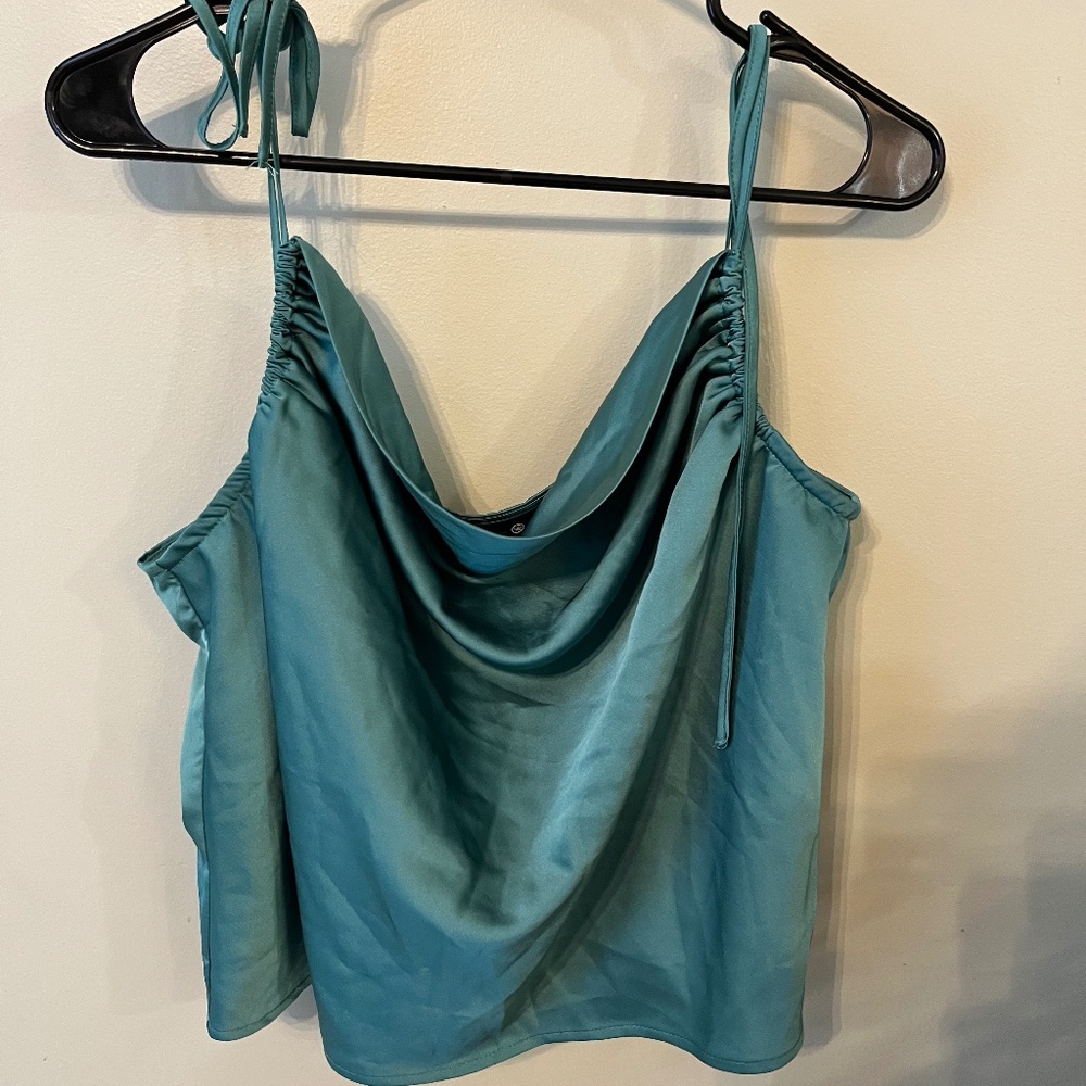 NWOT Versona Satin Drape Front Cami Tank/Blueish Green/Size Large